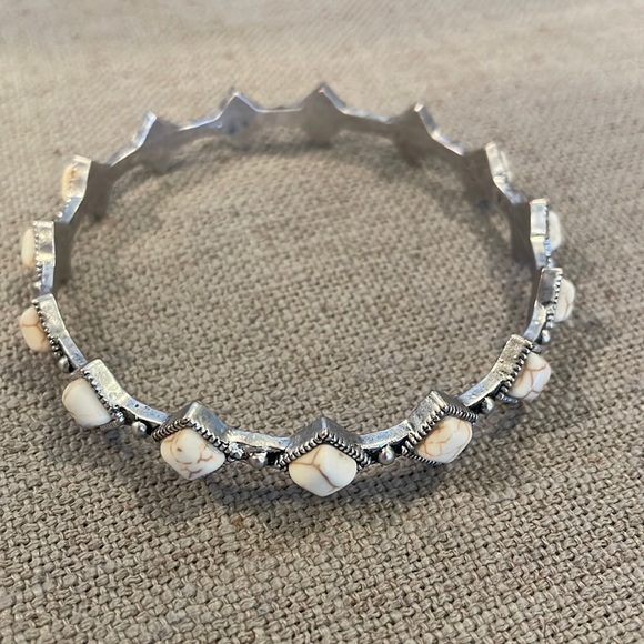 Jewelry - Bracelet